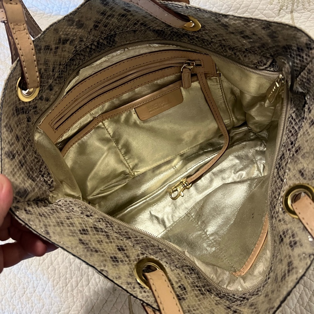 Michael Kors Jet Set Python Bag - Picture 4 of 10